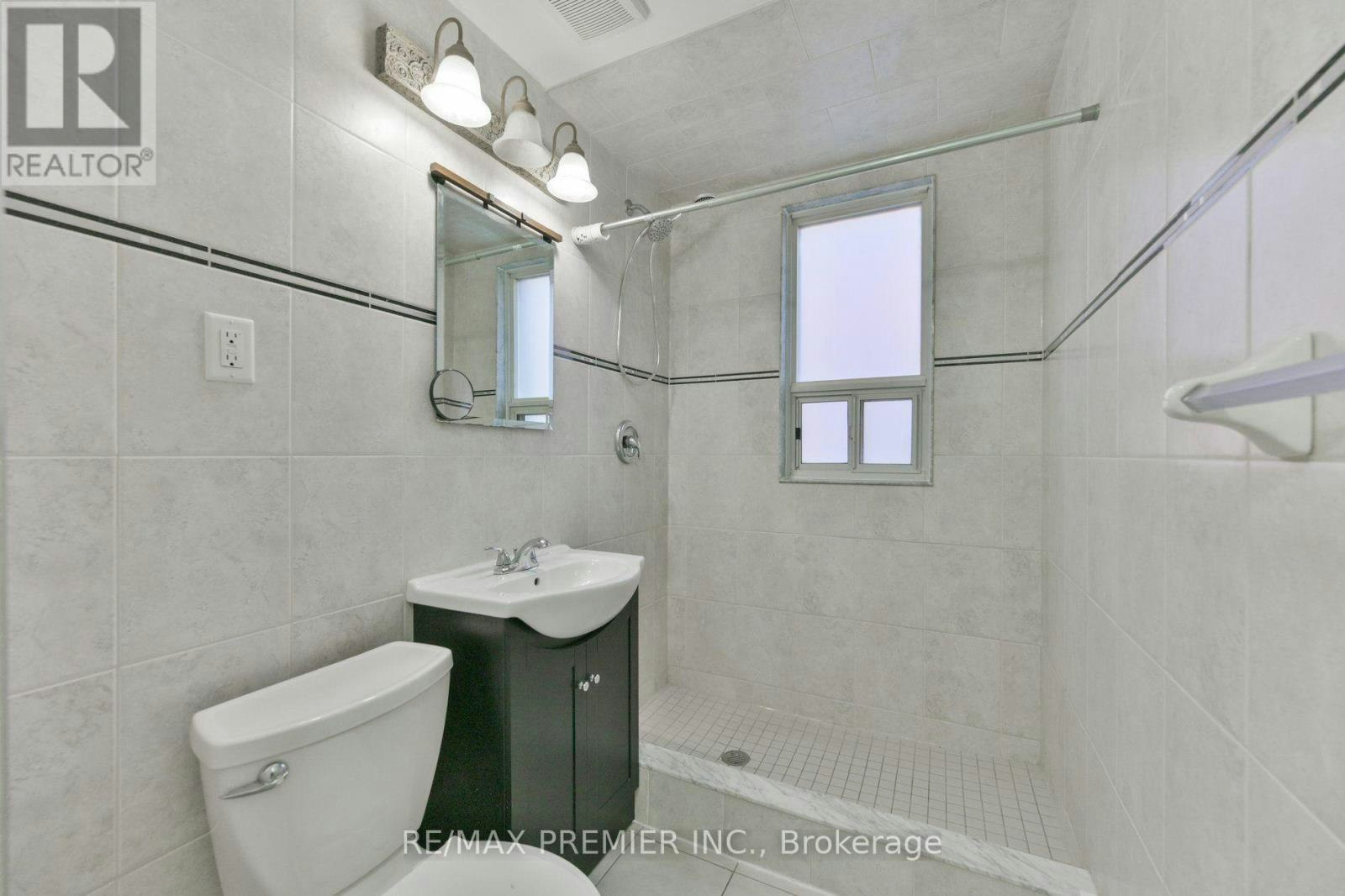 102-10 Ellison Avenue, Toronto, ON, M3H 2J6 - 10