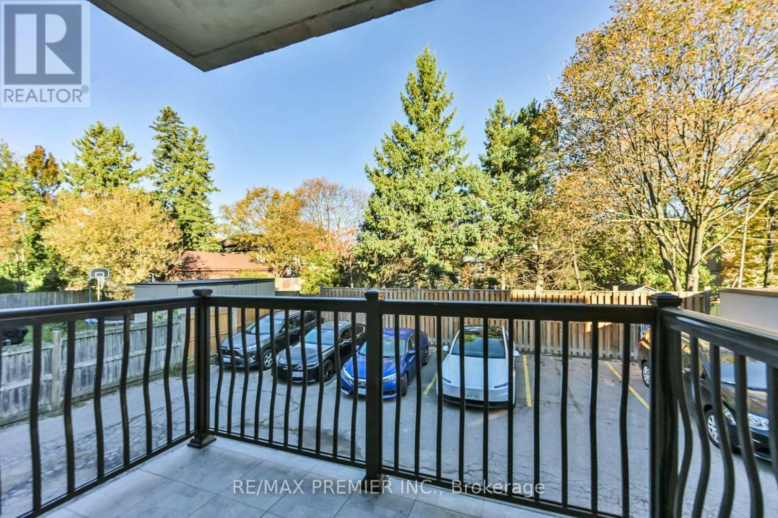 102-10 Ellison Avenue, Toronto, ON, M3H 2J6 - 13