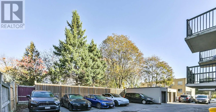 101-10 Ellison Avenue, Toronto, ON, M3H 2J6 - 9