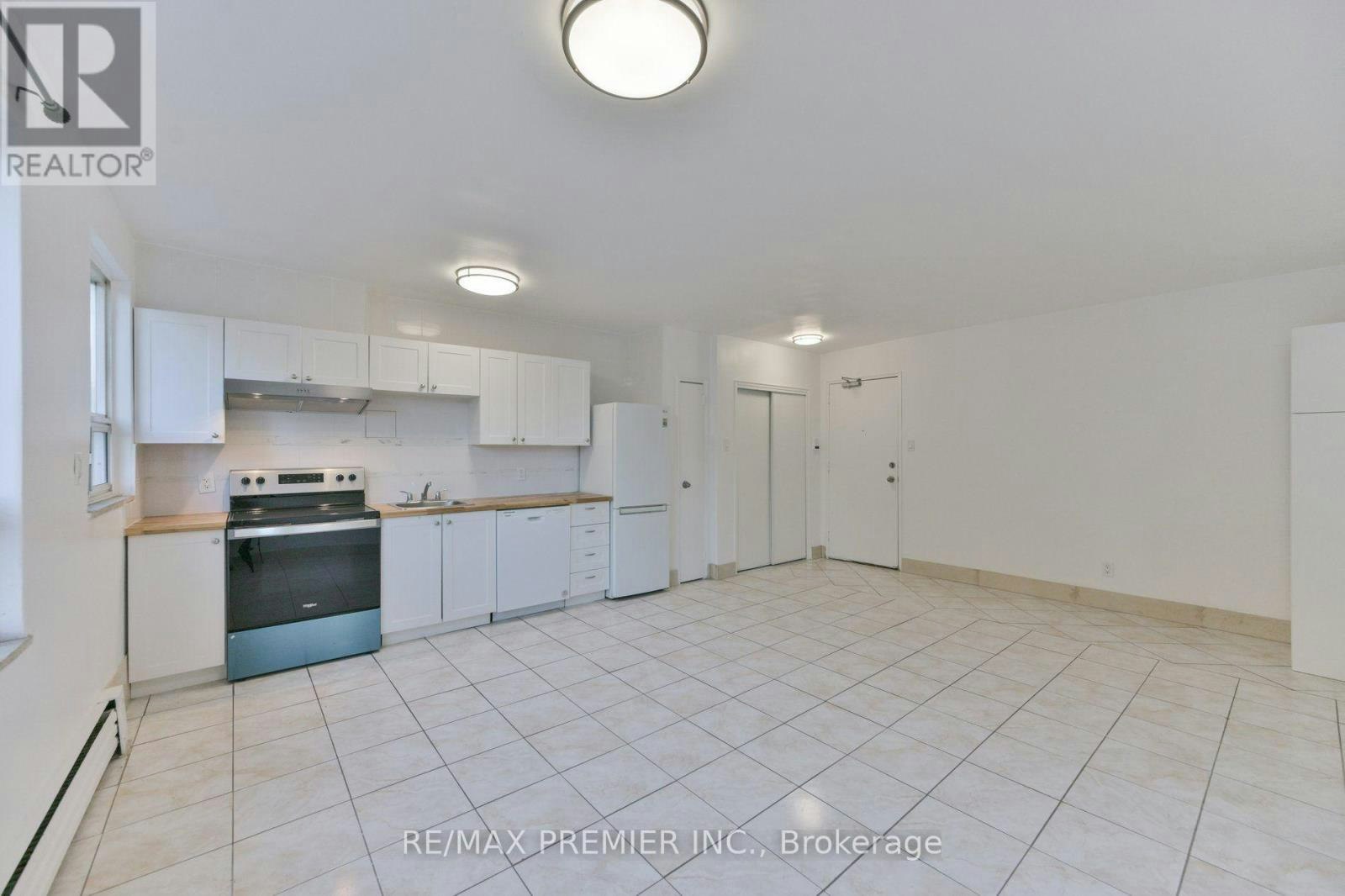 101-10 Ellison Avenue, Toronto, ON, M3H 2J6 - 3