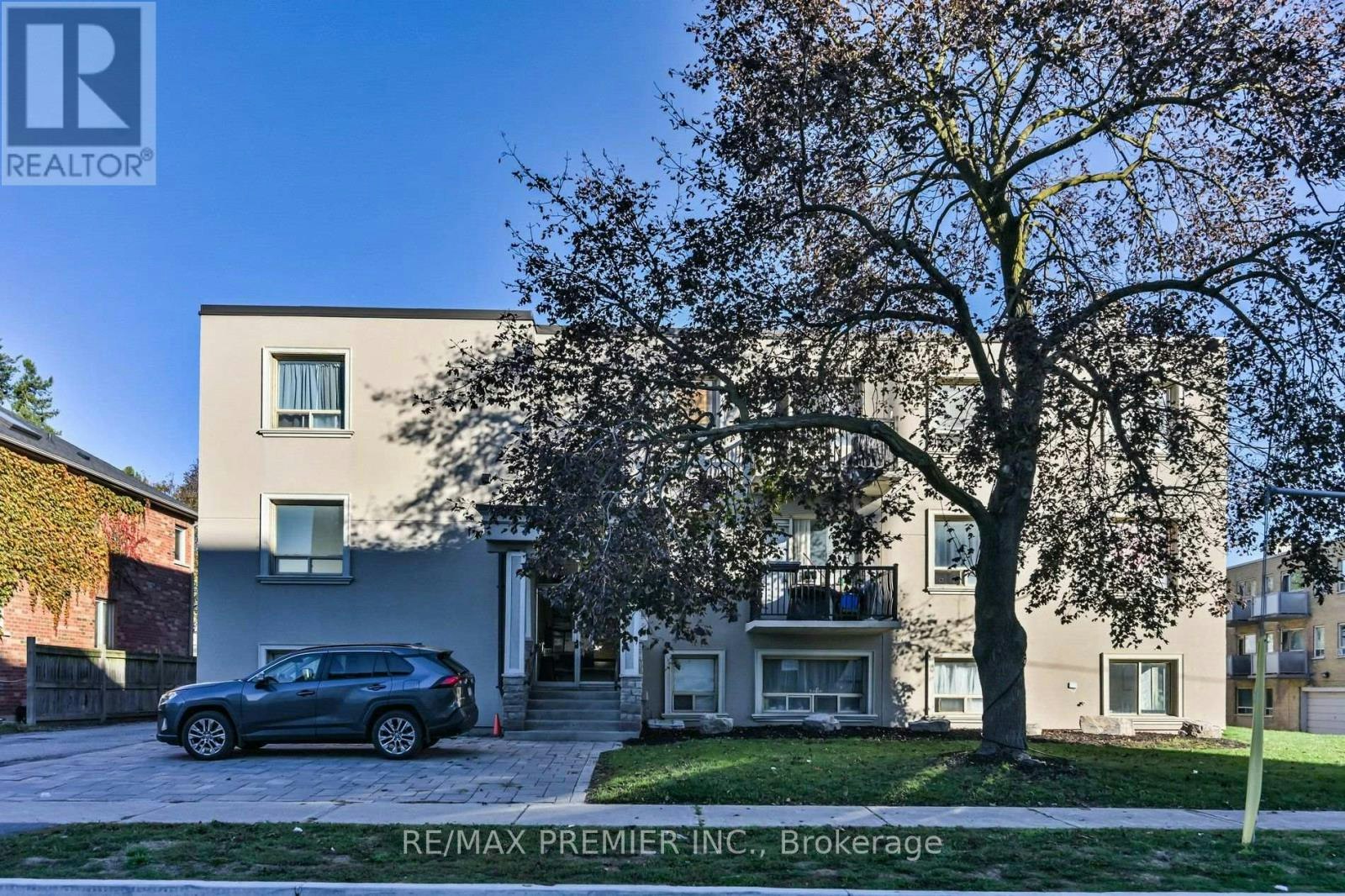 101-10 Ellison Avenue, Toronto, ON, M3H 2J6