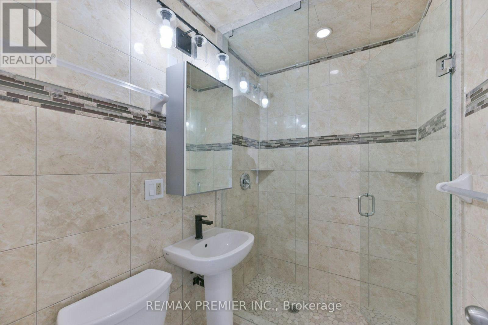 101-10 Ellison Avenue, Toronto, ON, M3H 2J6 - 7