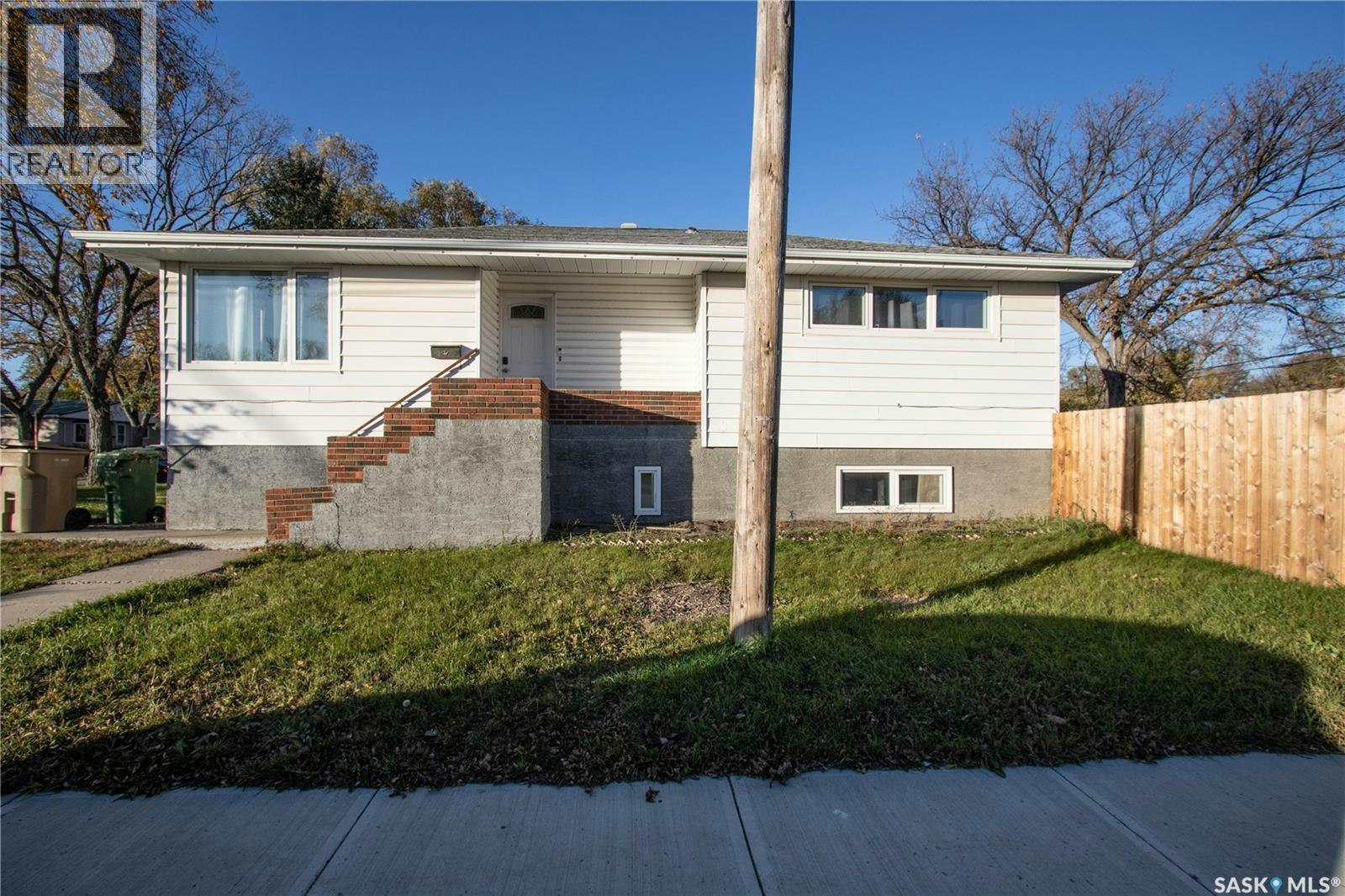 779 Mctavish Street, Regina, SK, S4T 3T8