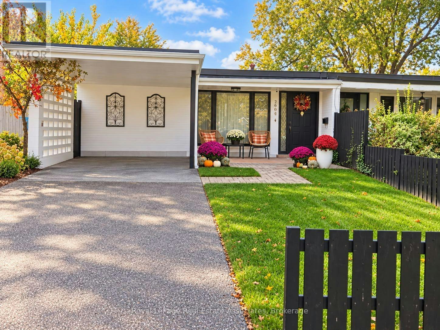 2604 Constable Road, Mississauga, ON, L5J 1W2