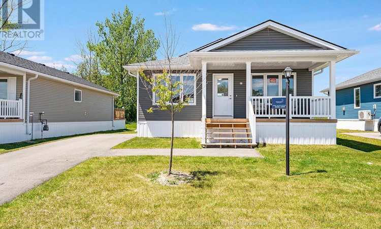 21 Bluffs View Boulevard