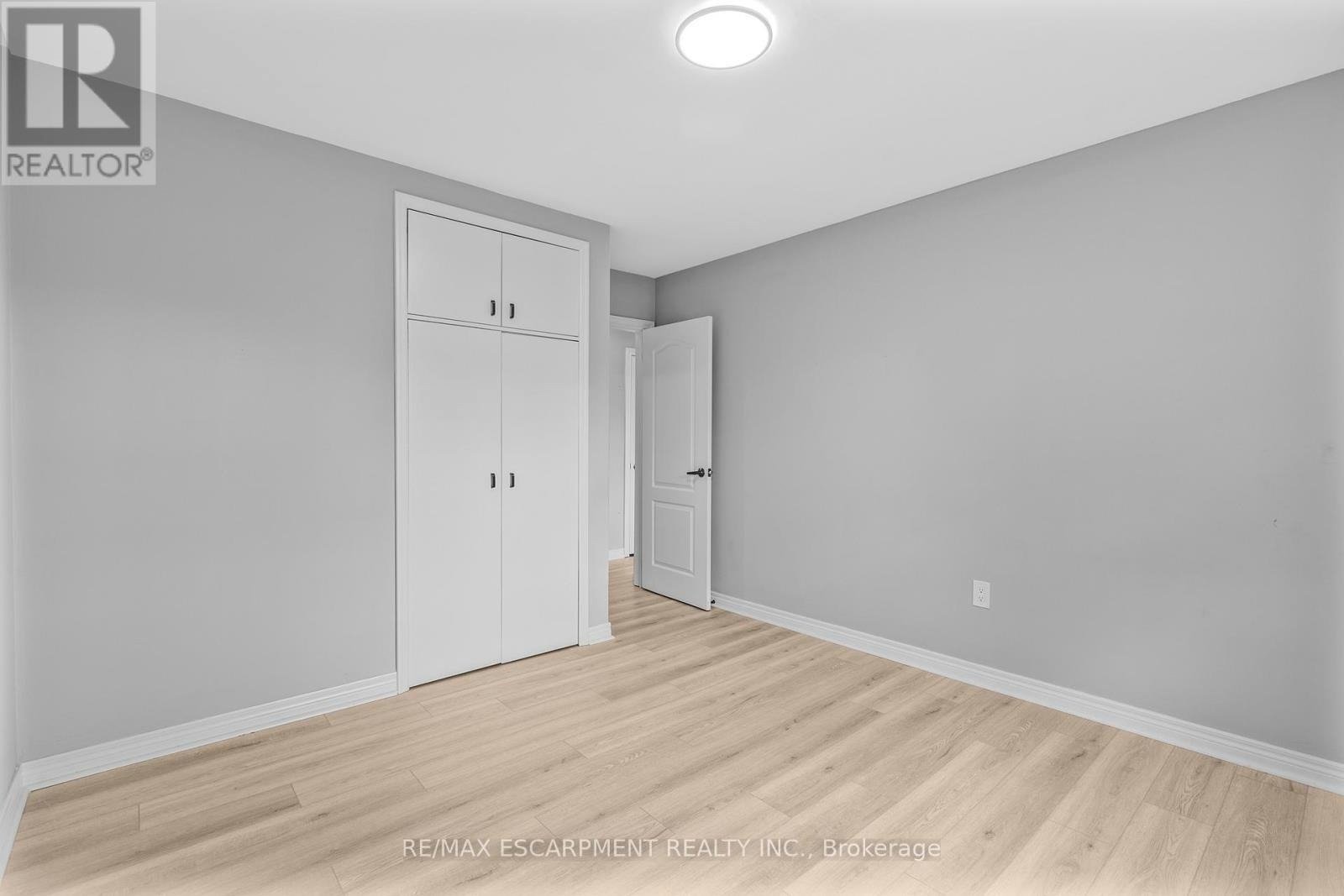 MAIN-71 Organ Crescent, Hamilton, ON, L8T 1Y8 - 14