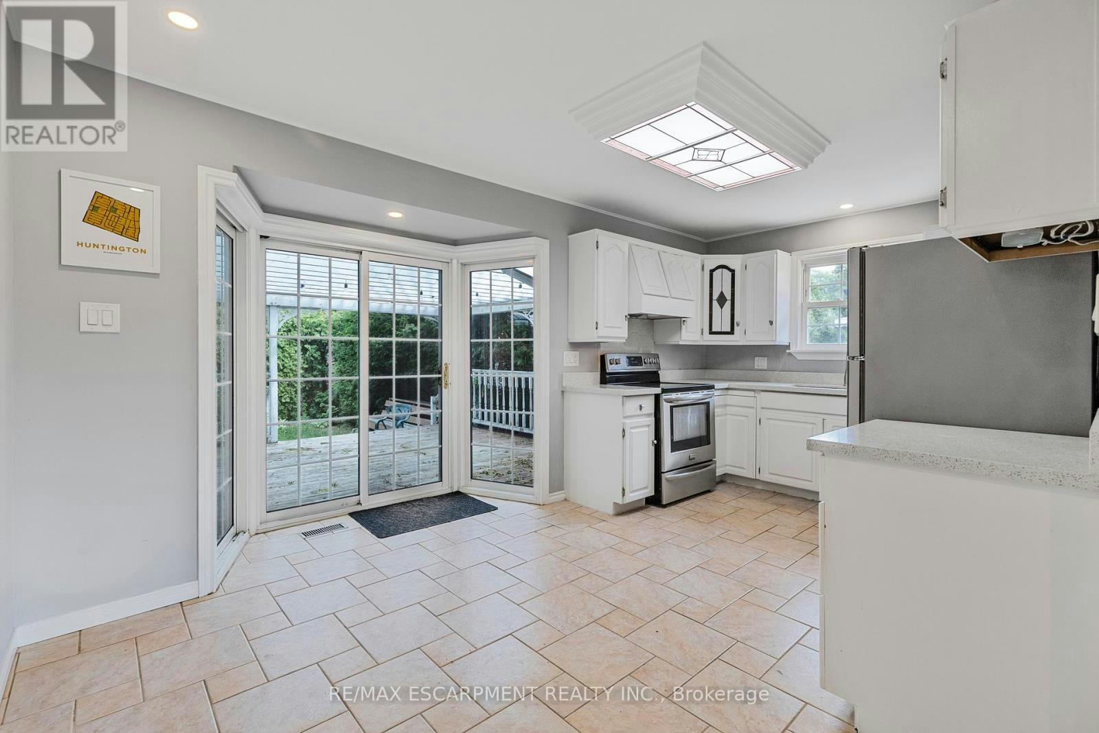 MAIN-71 Organ Crescent, Hamilton, ON, L8T 1Y8 - 7
