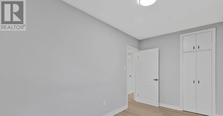 MAIN-71 Organ Crescent, Hamilton, ON, L8T 1Y8 - 12