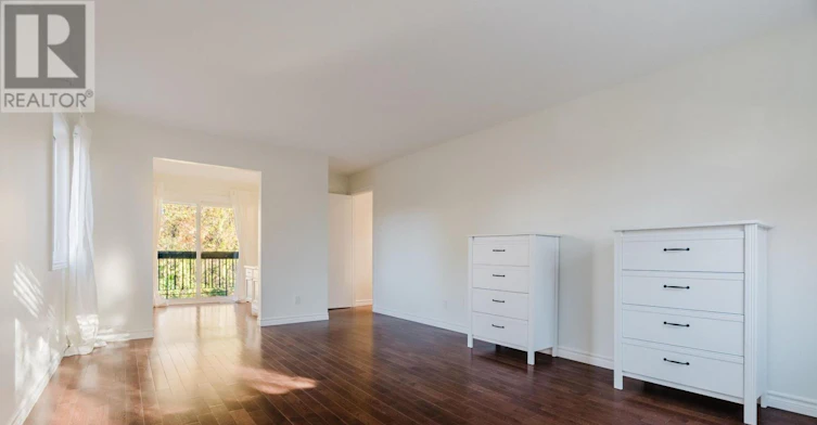 905 Plante Drive, Ottawa, ON, K1V 9E3 - 22