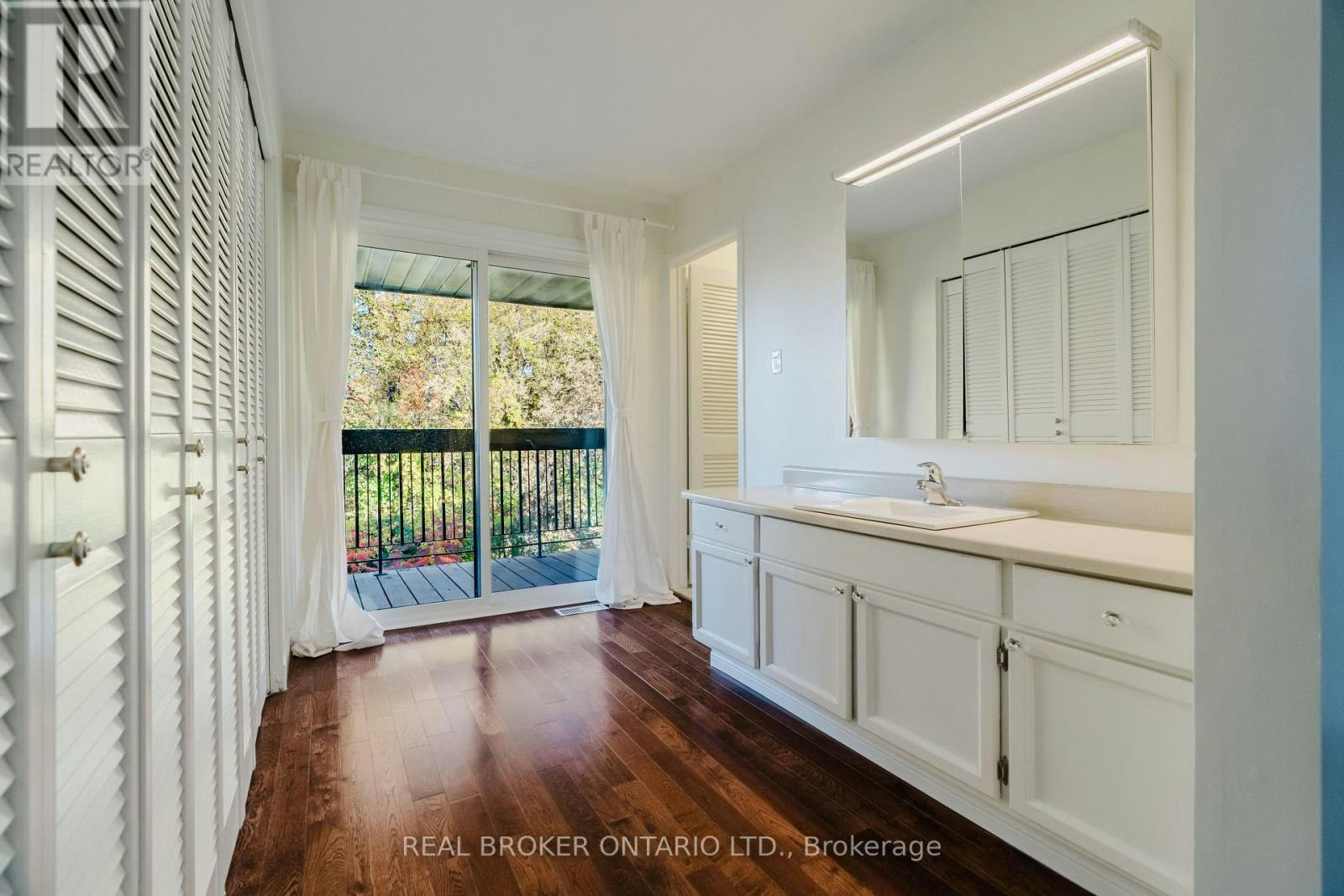 905 Plante Drive, Ottawa, ON, K1V 9E3 - 23