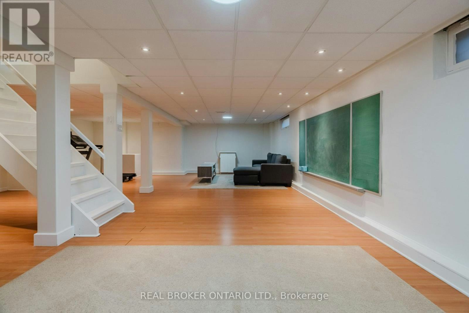 905 Plante Drive, Ottawa, ON, K1V 9E3 - 37