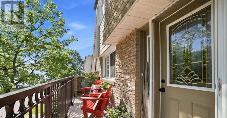 5-2120 Marine Drive, Oakville, ON, L6L 1B7