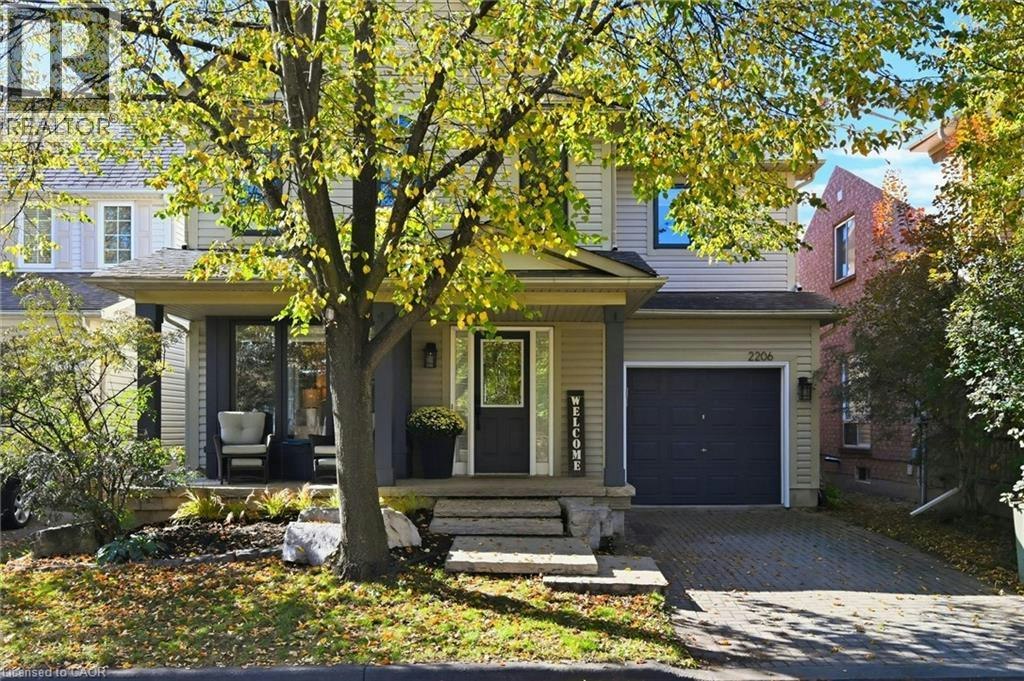 2206 Casselman Court, Burlington, ON, L7L 6T7