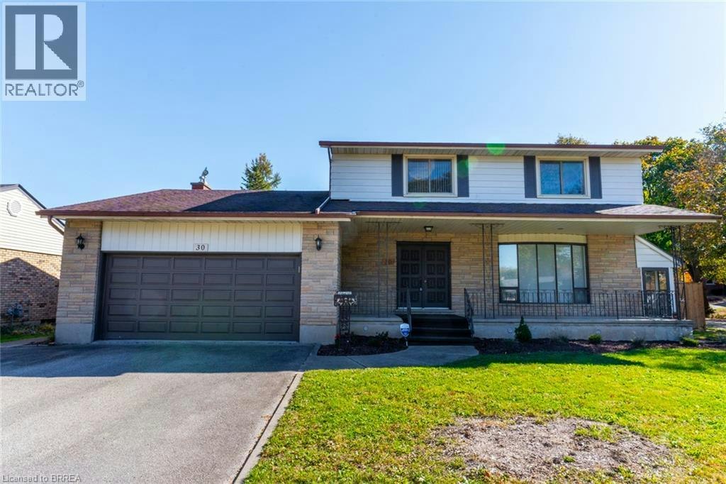 30 Woodway Trail, Brantford, ON, N3R 6G7