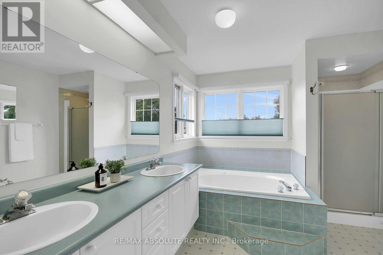 38 Forestglade Crescent, Ottawa, ON, K1G 5V8 - 35