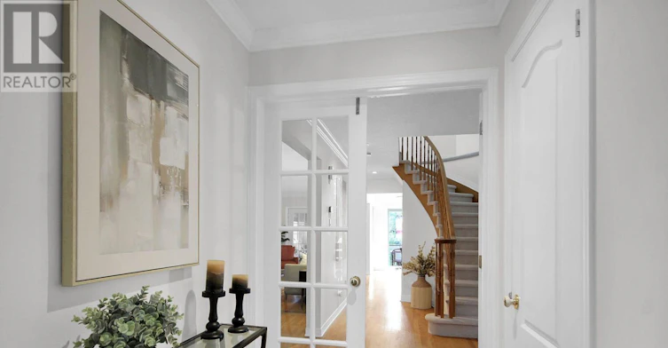 38 Forestglade Crescent, Ottawa, ON, K1G 5V8 - 3