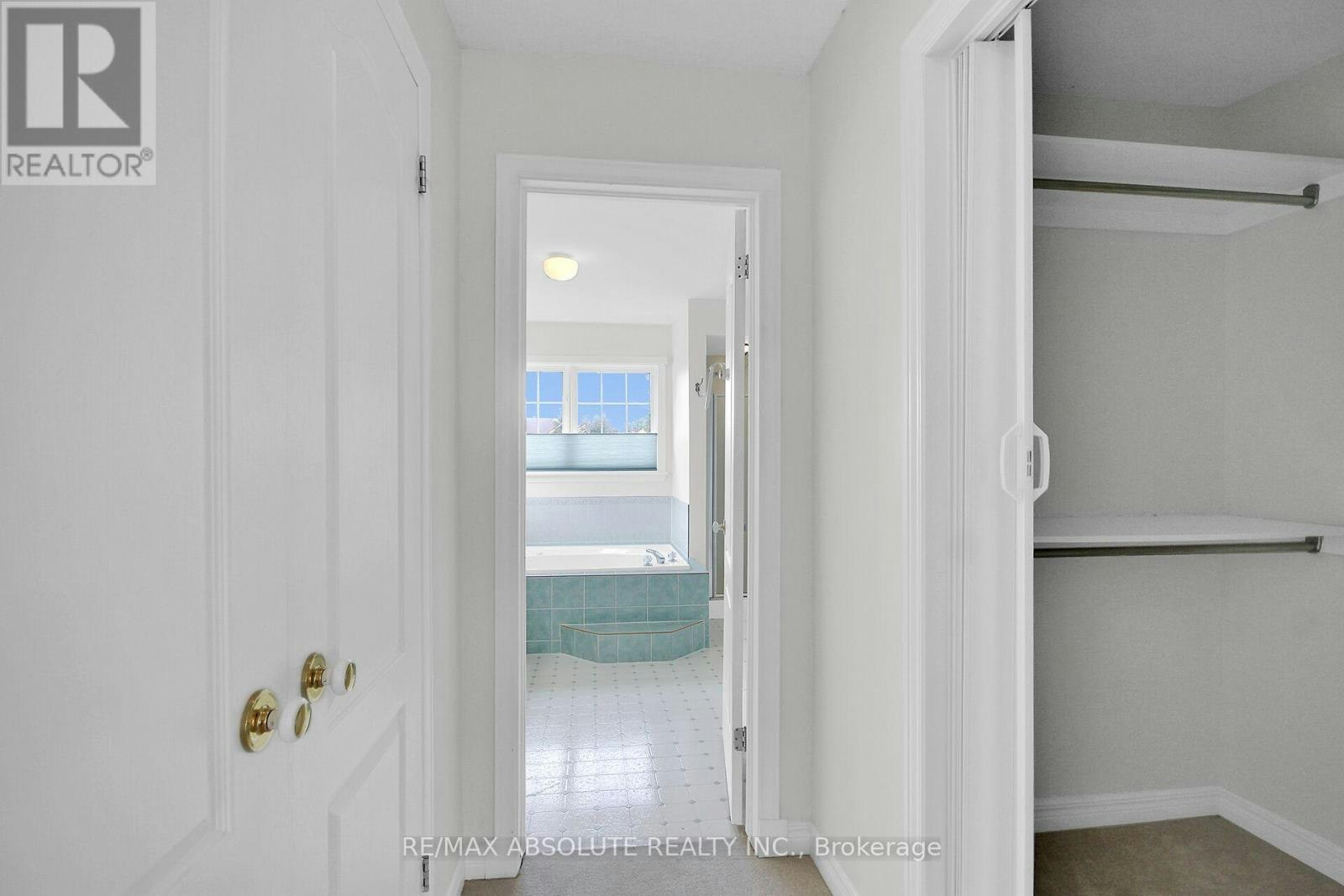38 Forestglade Crescent, Ottawa, ON, K1G 5V8 - 34