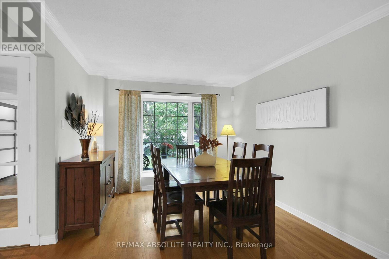 38 Forestglade Crescent, Ottawa, ON, K1G 5V8 - 7