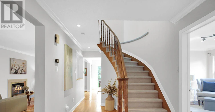38 Forestglade Crescent, Ottawa, ON, K1G 5V8 - 5