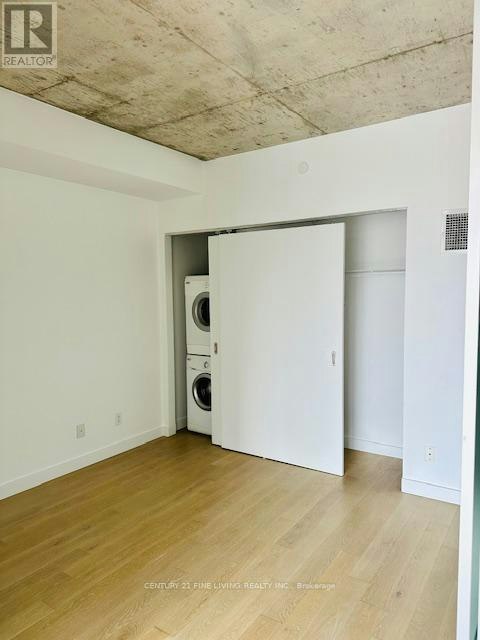 1203-111 Bathurst Street, Toronto, ON, M5V 0M9 - 10
