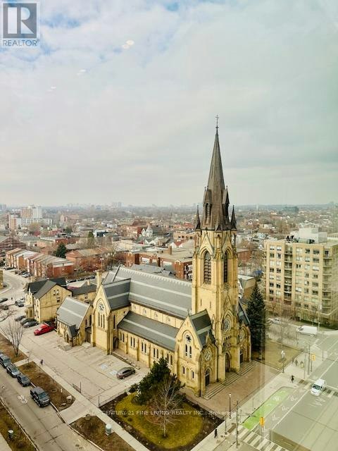 1203-111 Bathurst Street, Toronto, ON, M5V 0M9