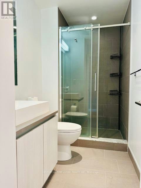 1203-111 Bathurst Street, Toronto, ON, M5V 0M9 - 3
