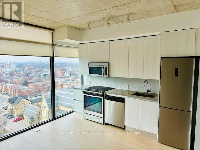 1203-111 Bathurst Street, Toronto, ON, M5V 0M9 - 7