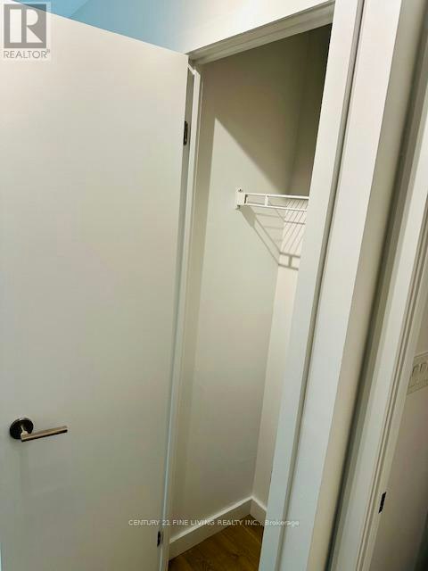 1203-111 Bathurst Street, Toronto, ON, M5V 0M9 - 6