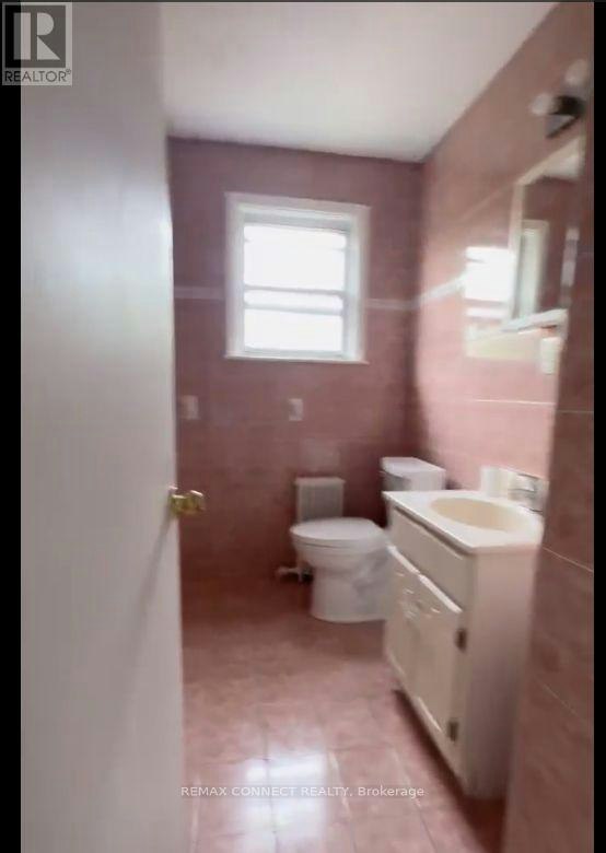 232 Atlas Avenue, Toronto, ON, M6C 3P7 - 12