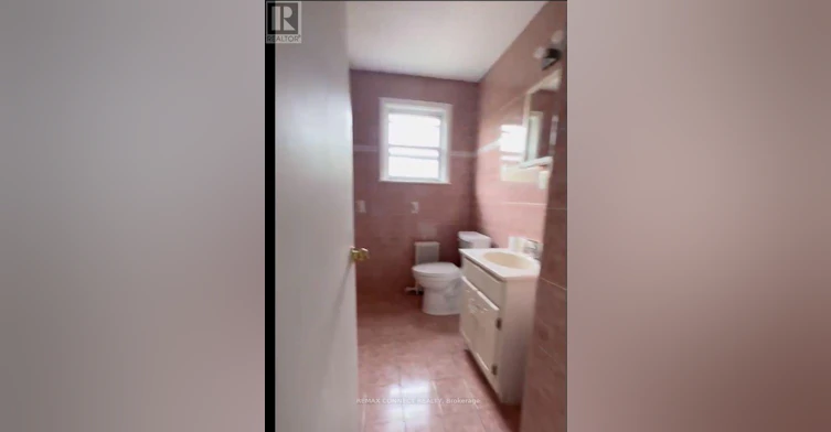 232 Atlas Avenue, Toronto, ON, M6C 3P7 - 12
