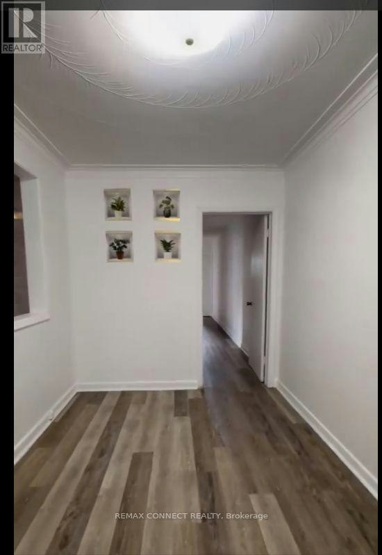 232 Atlas Avenue, Toronto, ON, M6C 3P7 - 4