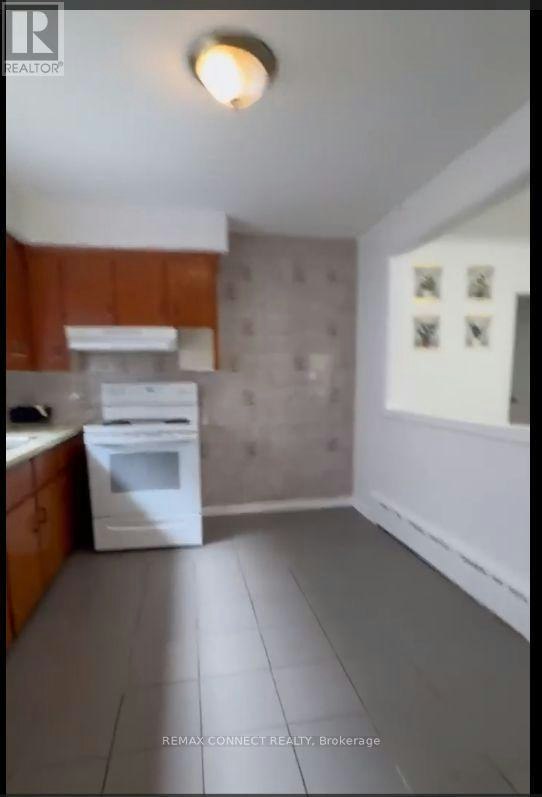 232 Atlas Avenue, Toronto, ON, M6C 3P7 - 9