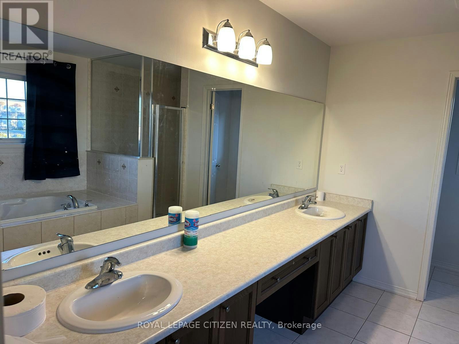 2569 Snow Knight Drive, Oshawa, ON, L1H 7K4 - 13
