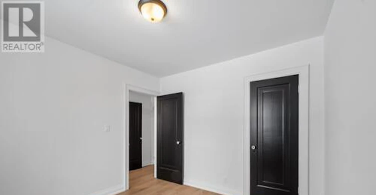 860 Simcoe Street N, Oshawa, ON, L1G 4V8 - 17
