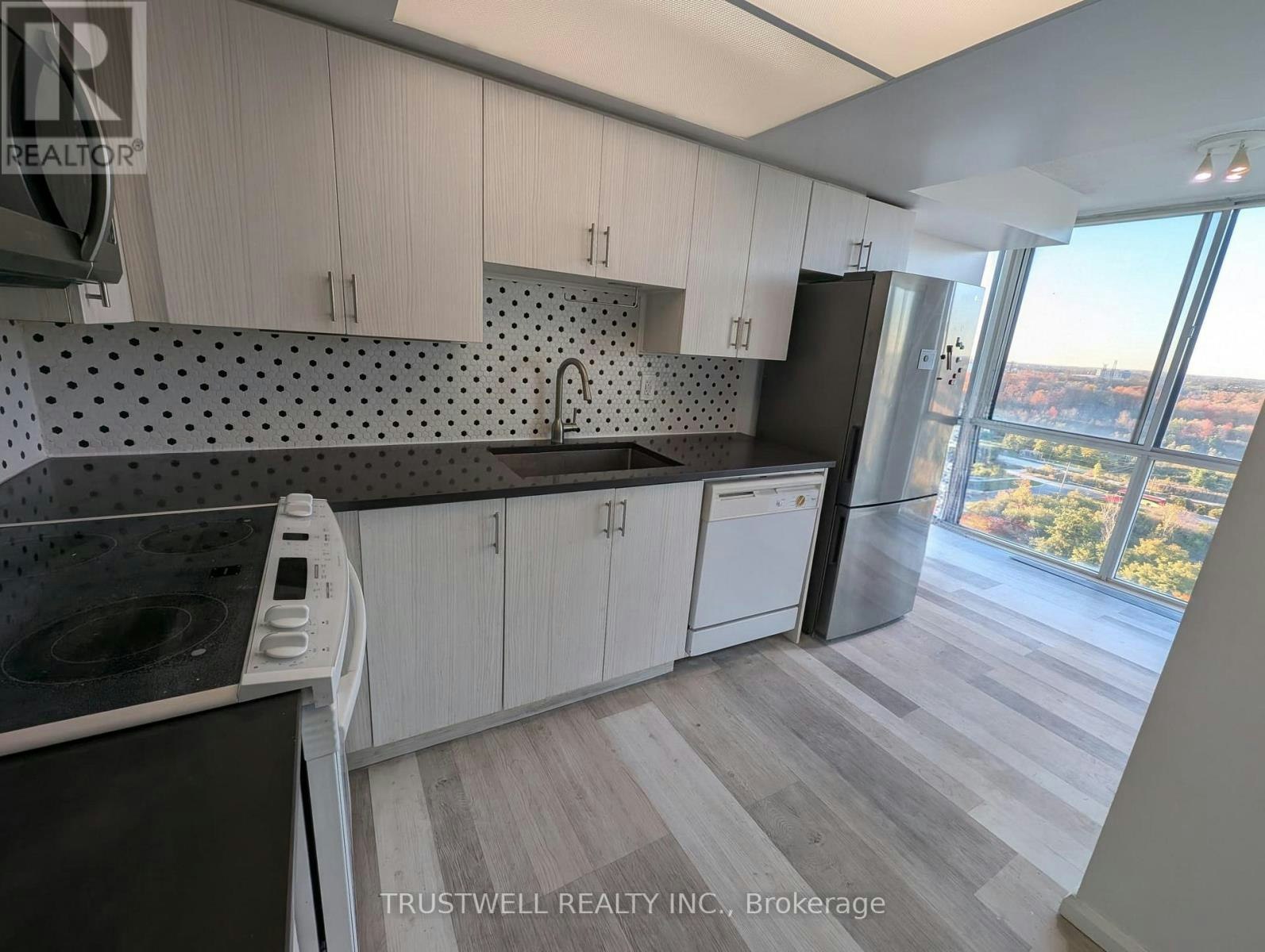 1707-10 Markbrook Lane, Toronto, ON, M9V 5E3 - 4