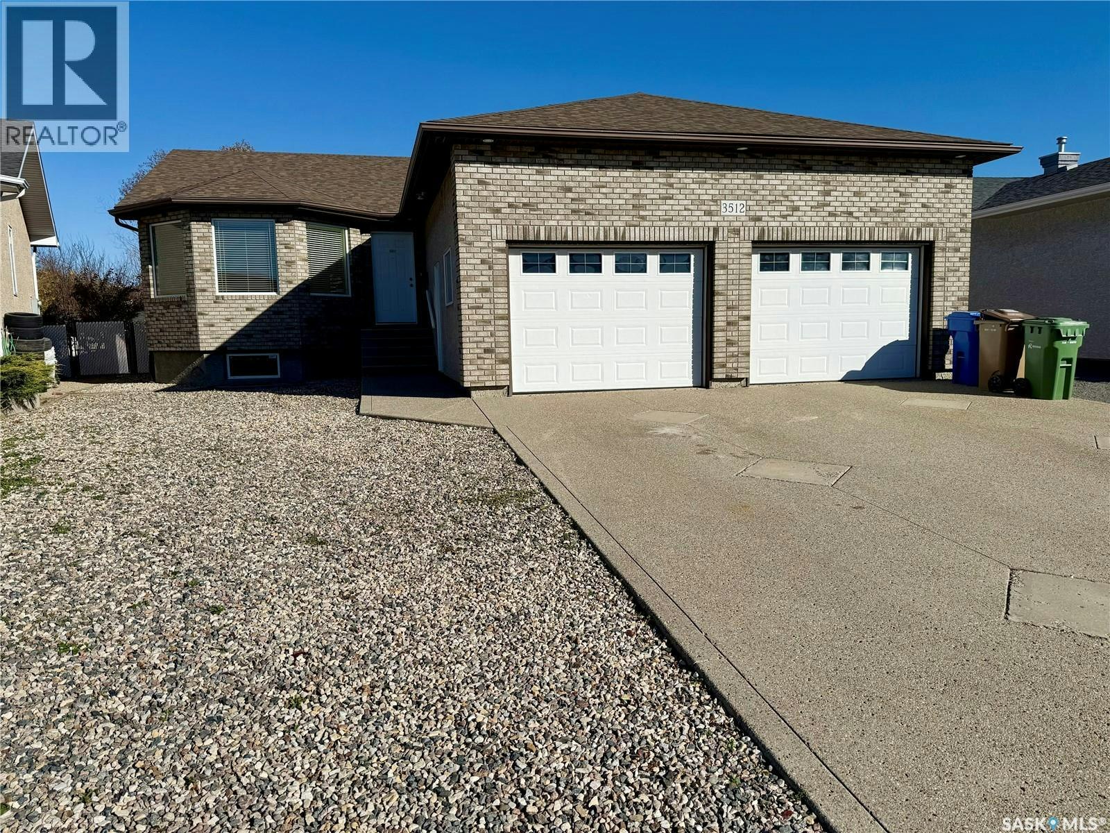 3512 Bishop Crescent E, Regina, SK, S4Z 1A6