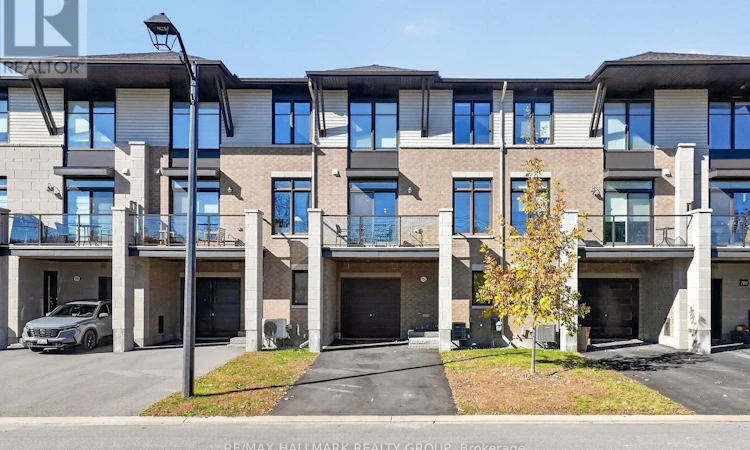 794 Cap Diamant Way