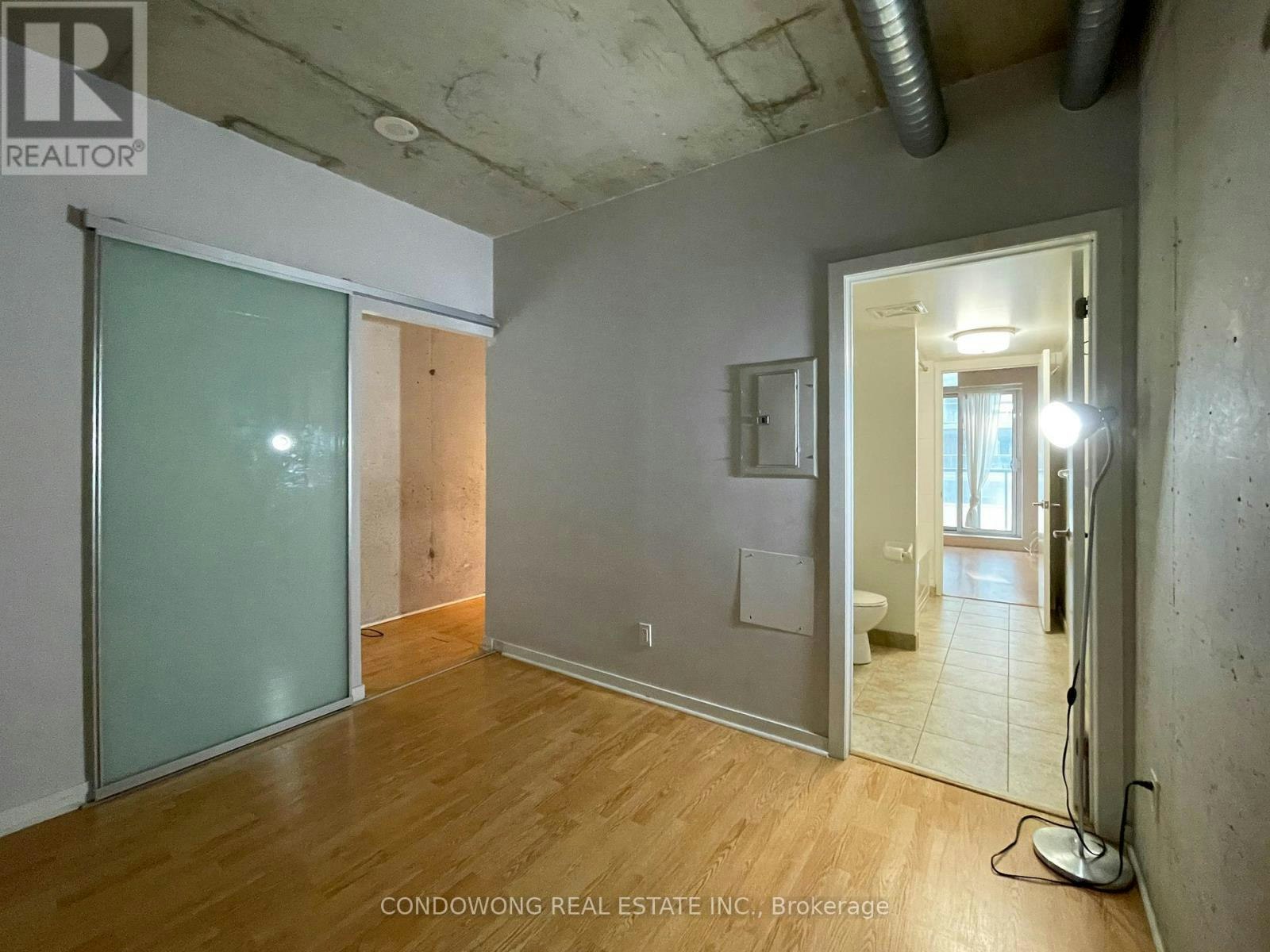 906-150 Sudbury Street, Toronto, ON, M6J 3S8 - 3