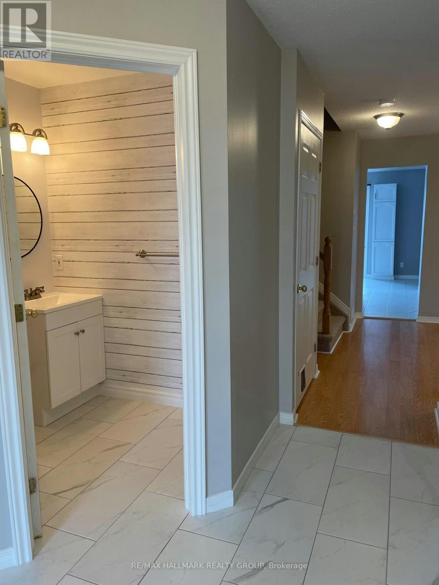 2203 Saturn Crescent, Ottawa, ON, K4A 3T6 - 5