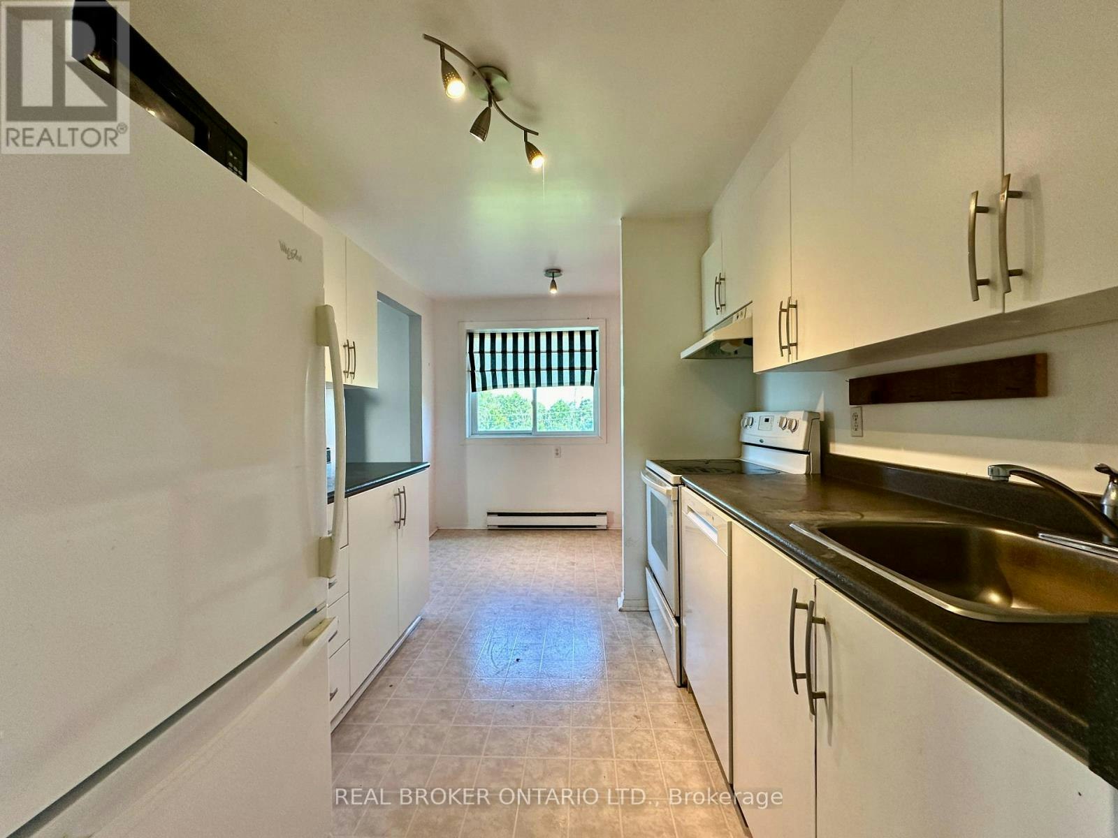 72B-750 St. Andre Drive, Ottawa, ON, K1C 4S2 - 14