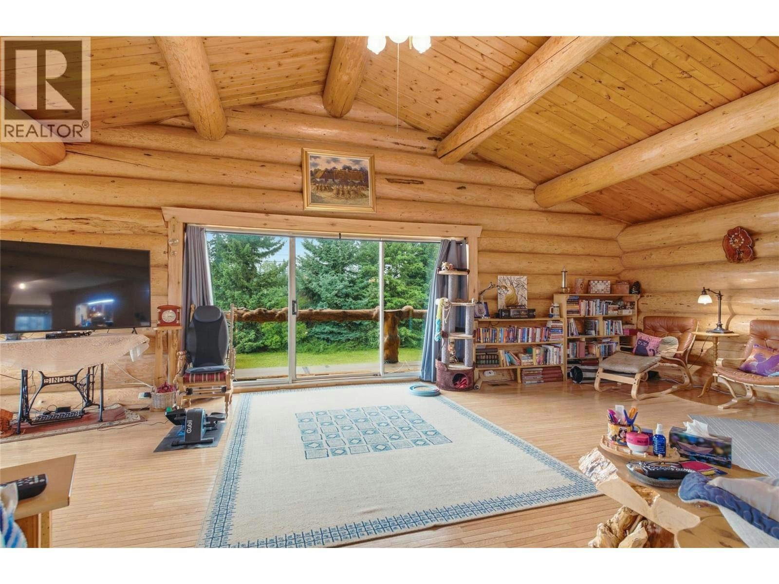 9736 Cariboo 97 Highway, Clinton, BC, V0K 1K0 - 32
