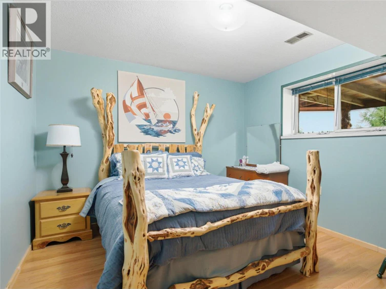 9736 Cariboo 97 Highway, Clinton, BC, V0K 1K0 - 42