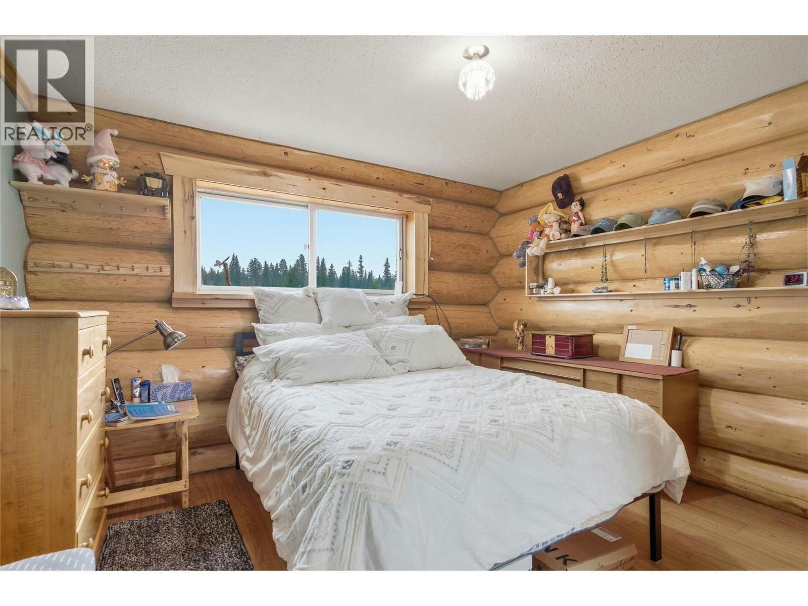9736 Cariboo 97 Highway, Clinton, BC, V0K 1K0 - 37