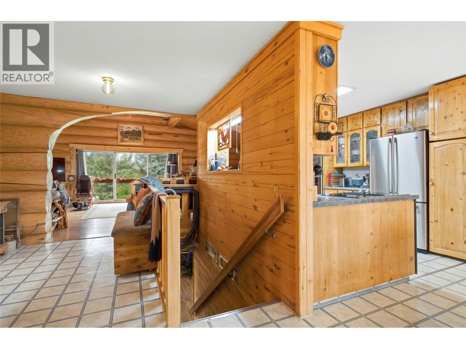 9736 Cariboo 97 Highway, Clinton, BC, V0K 1K0 - 30