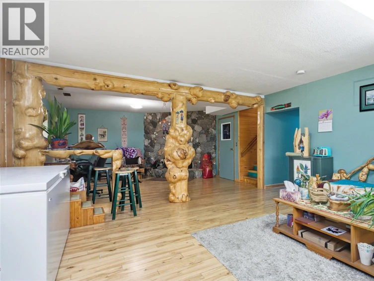 9736 Cariboo 97 Highway, Clinton, BC, V0K 1K0 - 49