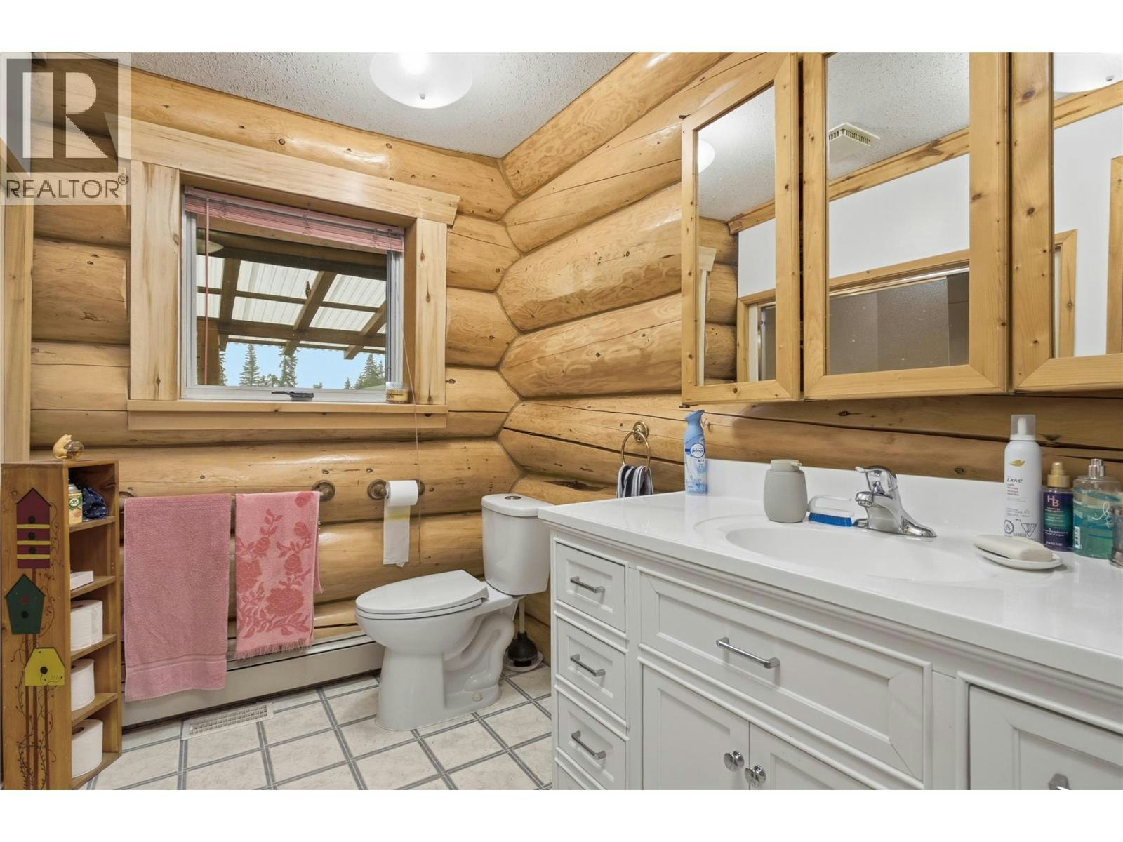 9736 Cariboo 97 Highway, Clinton, BC, V0K 1K0 - 31