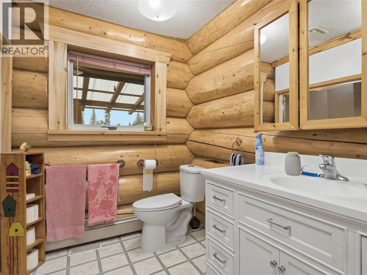 9736 Cariboo 97 Highway, Clinton, BC, V0K 1K0 - 31