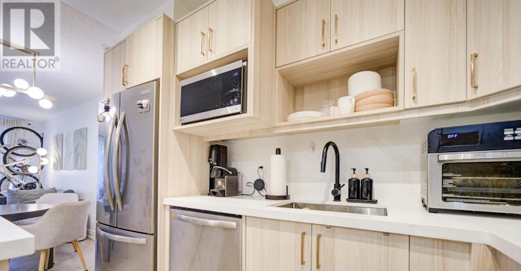 202-37 Galleria Parkway, Markham, ON, L3T 0A5 - 20