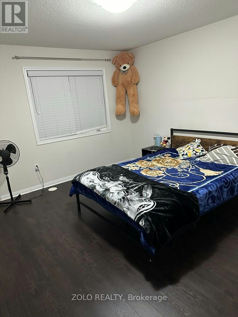 7 Poppythorn Road, Brampton, ON, L7A 0R1 - 6
