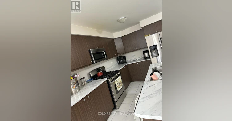 7 Poppythorn Road, Brampton, ON, L7A 0R1 - 3